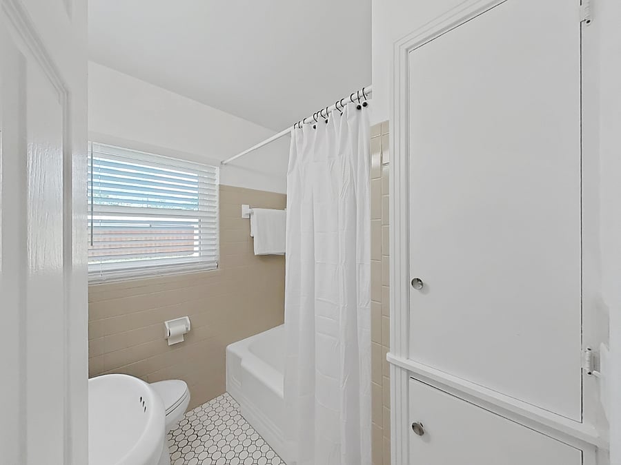 Furnished Finder property 956077_1 photo 16