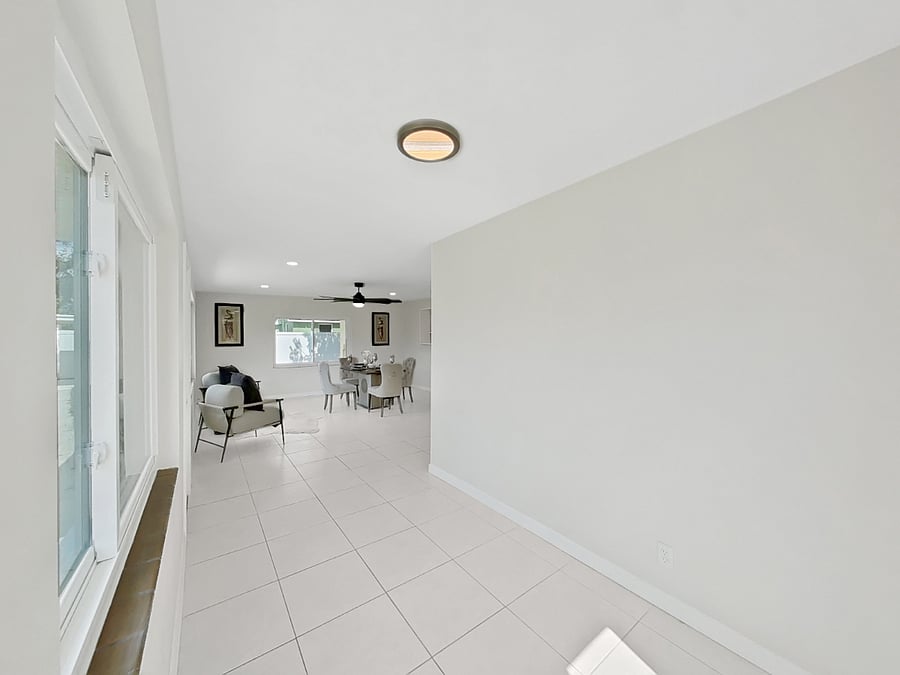 Furnished Finder property 956077_1 photo 22