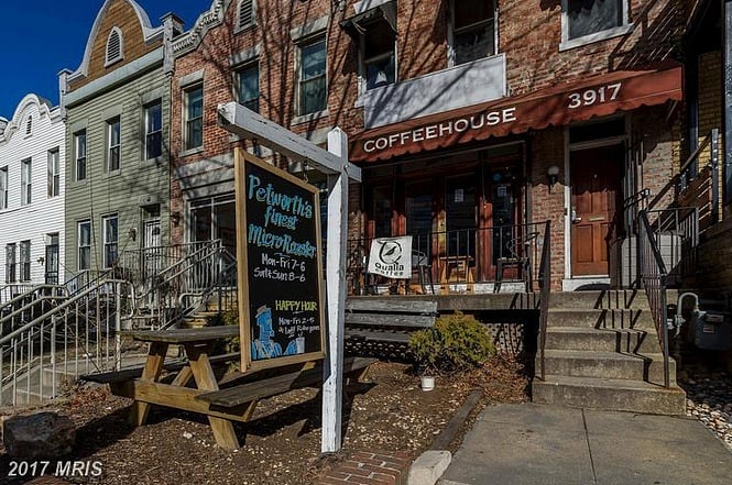 Awesome Neighborhood Coffeehouse