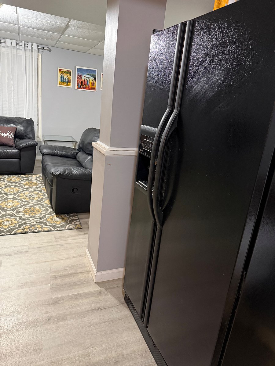 Full refrigerator, living are
