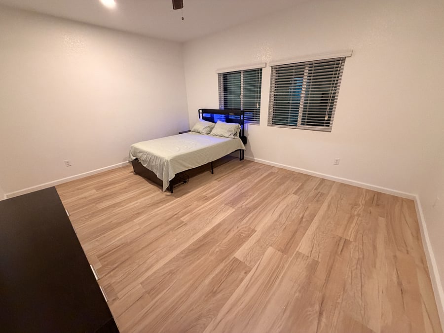 Bedroom 5 - Master Room