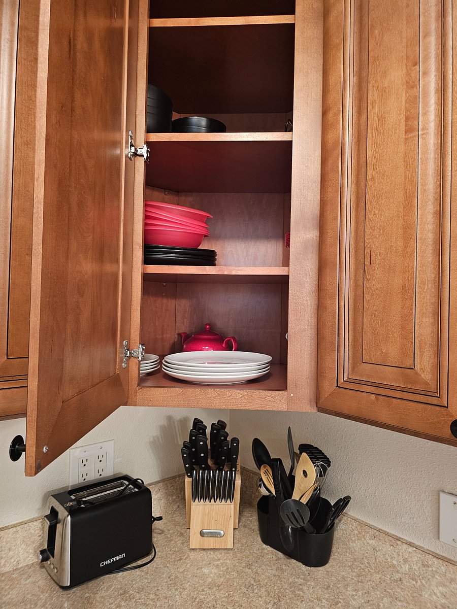 Large fully equipped kitchen