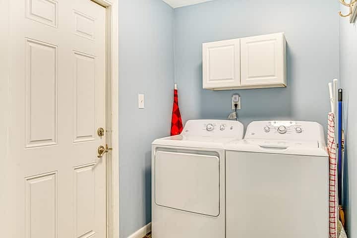 Furnished Finder property 956185_1 photo 17