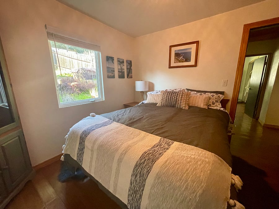 Queen Bed