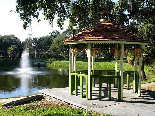 walking distance to parks