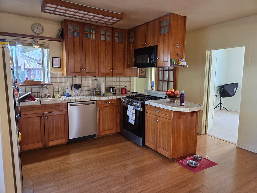 Shared kitchen with new stove. 
