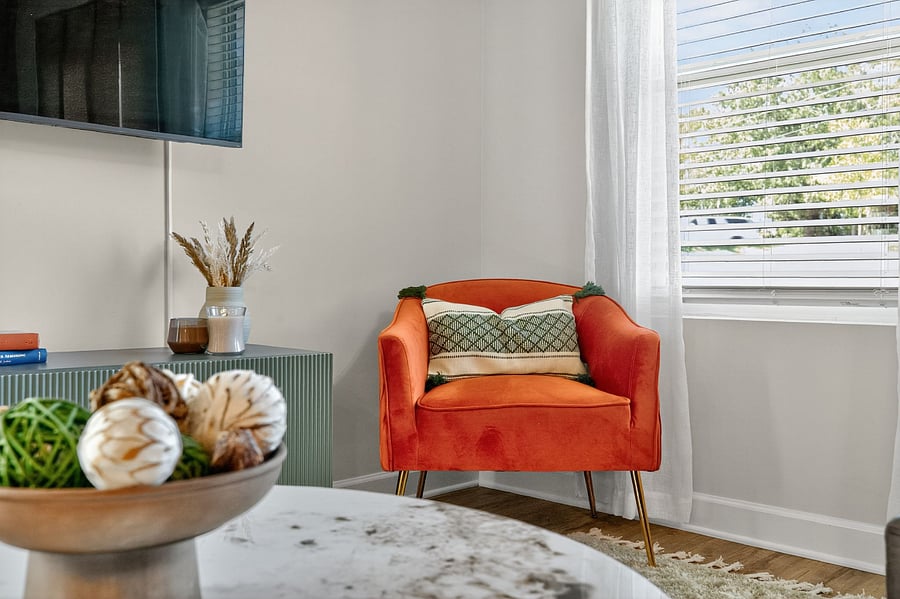 Bright & Airy Lounge. Perfect for Family Time or Movie Nights