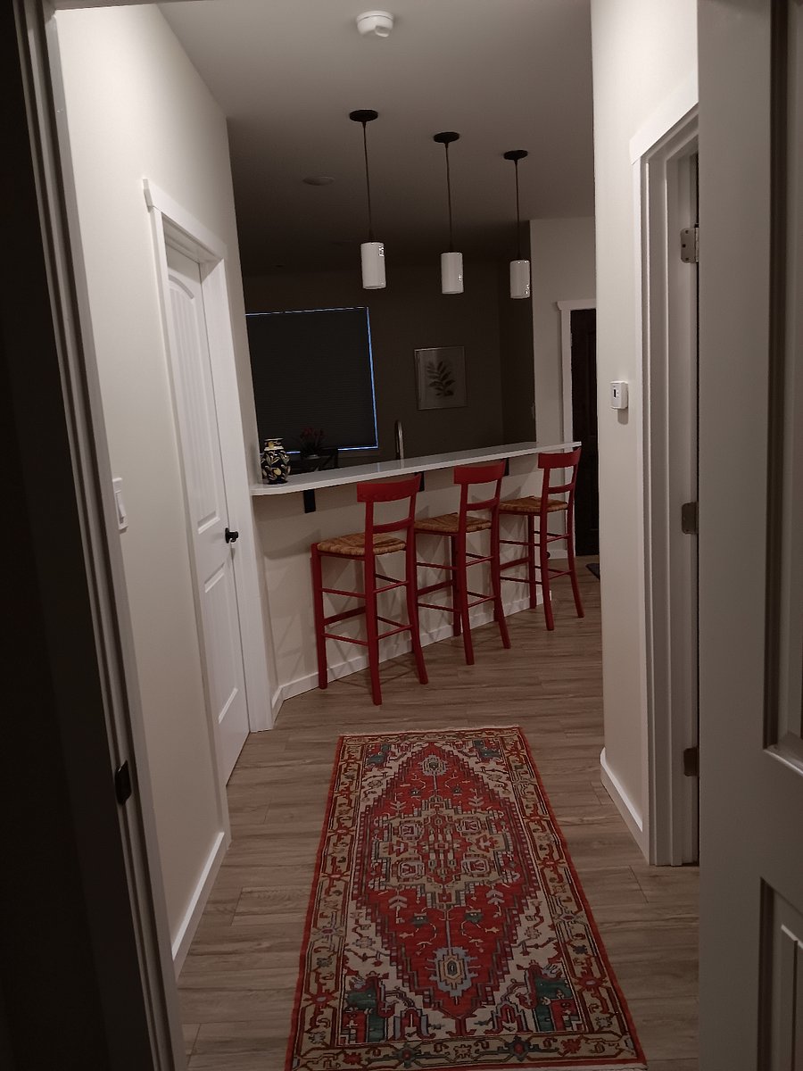 Breakfast bar