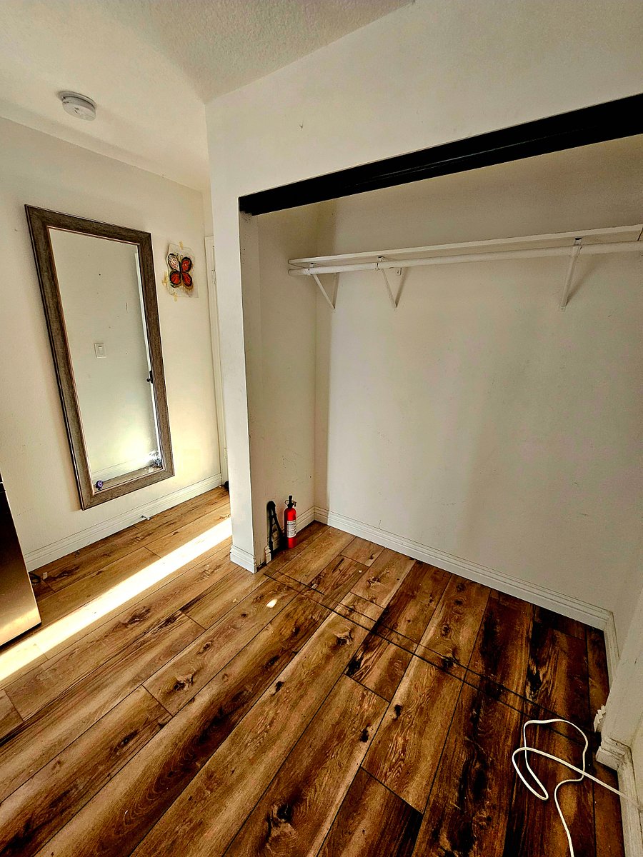 Can Be Private for 1250 per month. Bunk converted to Standard. All inclusive Rent. Basic Cleaning supplies, utilties, internet, maid serviced, access to entire Property.