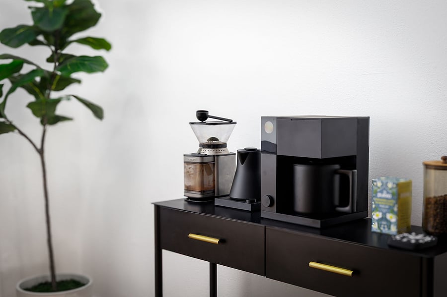 Your caffeine cravings are covered - brew a fresh cup with beans from our local roaster and Fellow's award-winning coffee maker that brews up to 10 cups of pour-over quality coffee with the press of a button. Electric tea kettle is also available.