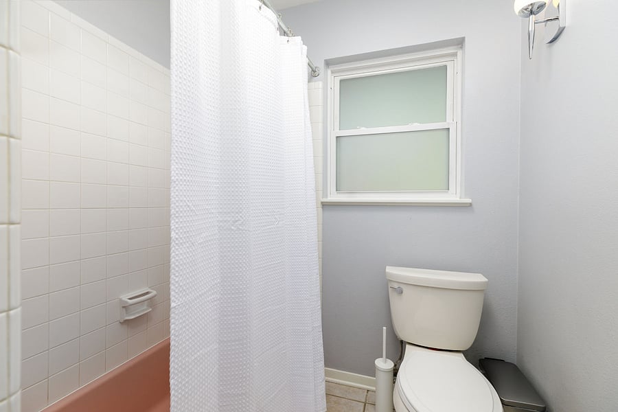 Clean, bright, and stocked with essentialsthis full bath including a tub offers everything you need for a comfortable stay.