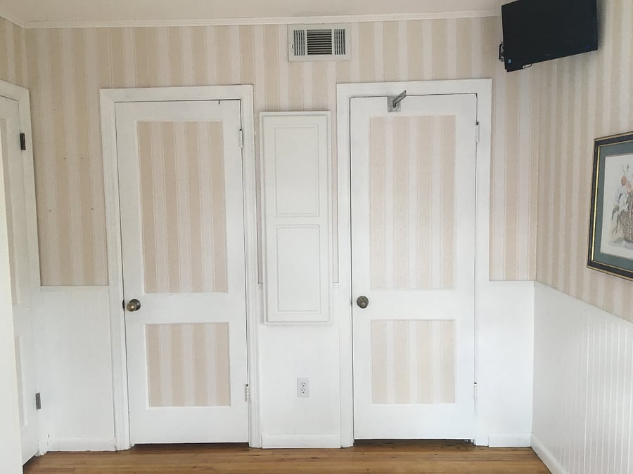 Double closet doors to 2 single closet areas