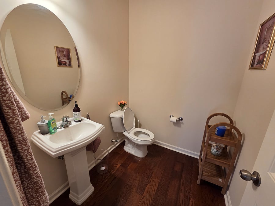 Powder room