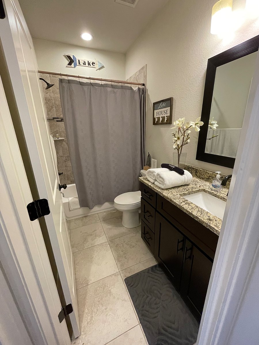 Second full bathroom.
