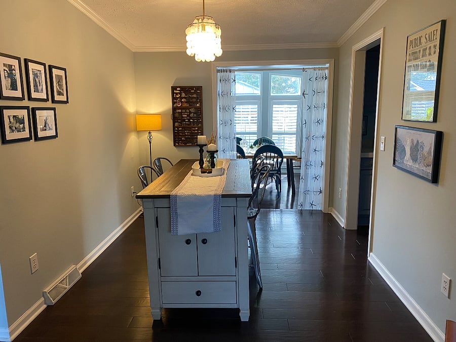 Dining area. 