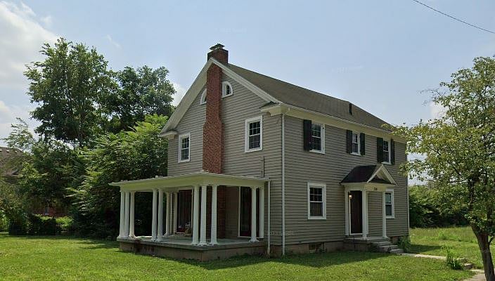 104 Federal Exterior