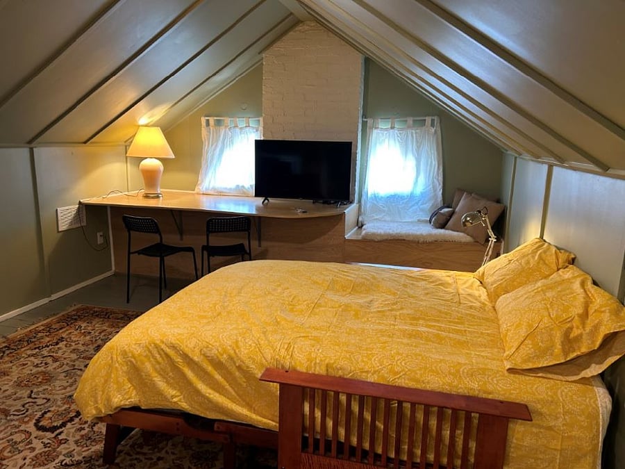 Suite 3 Bed