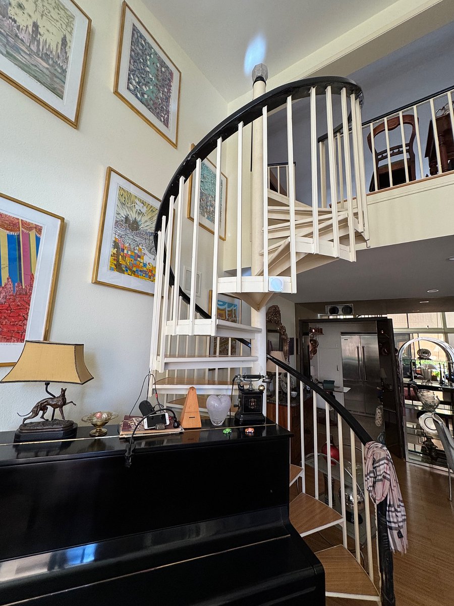 stairwell to loft