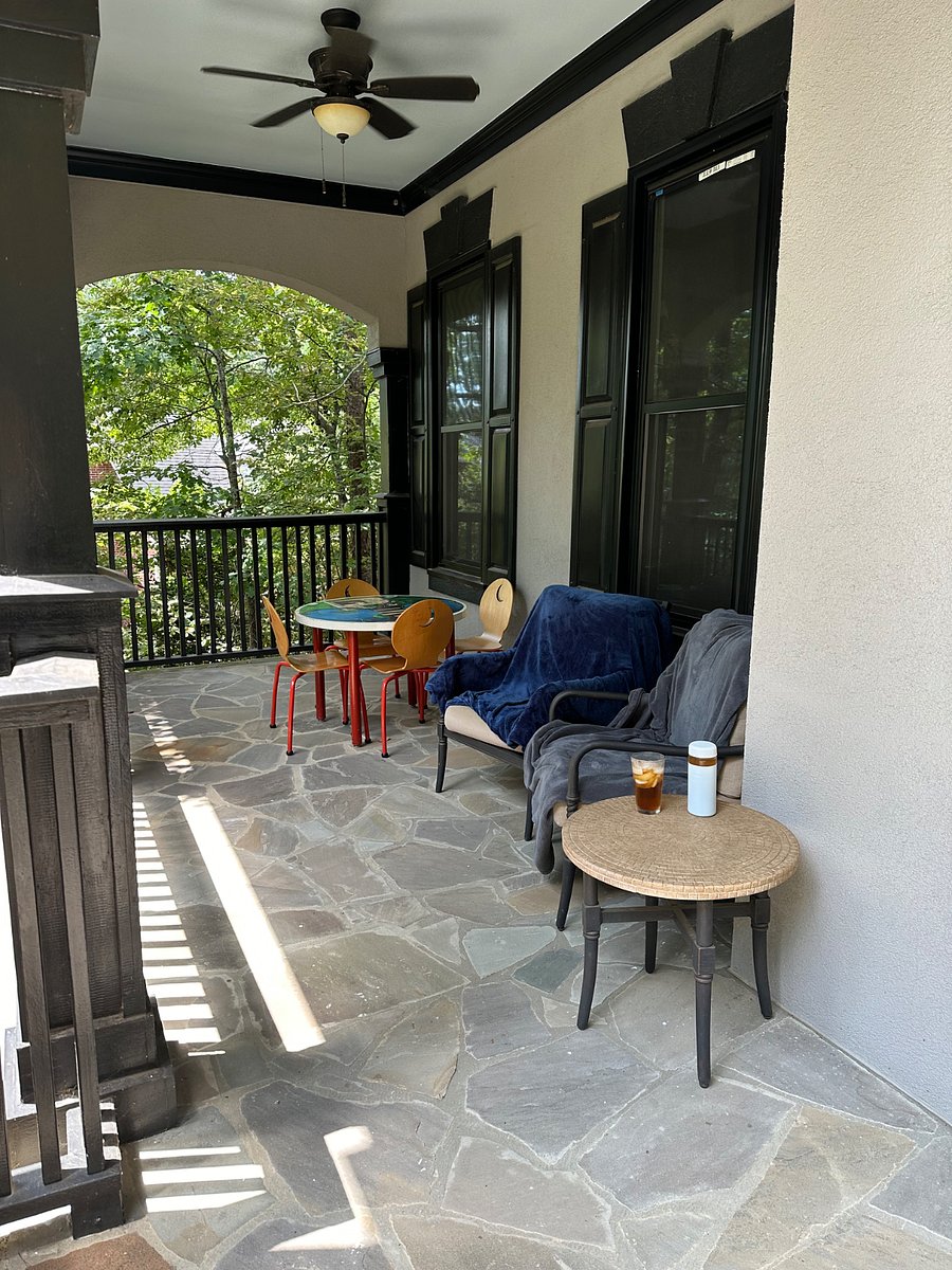 Sun porch