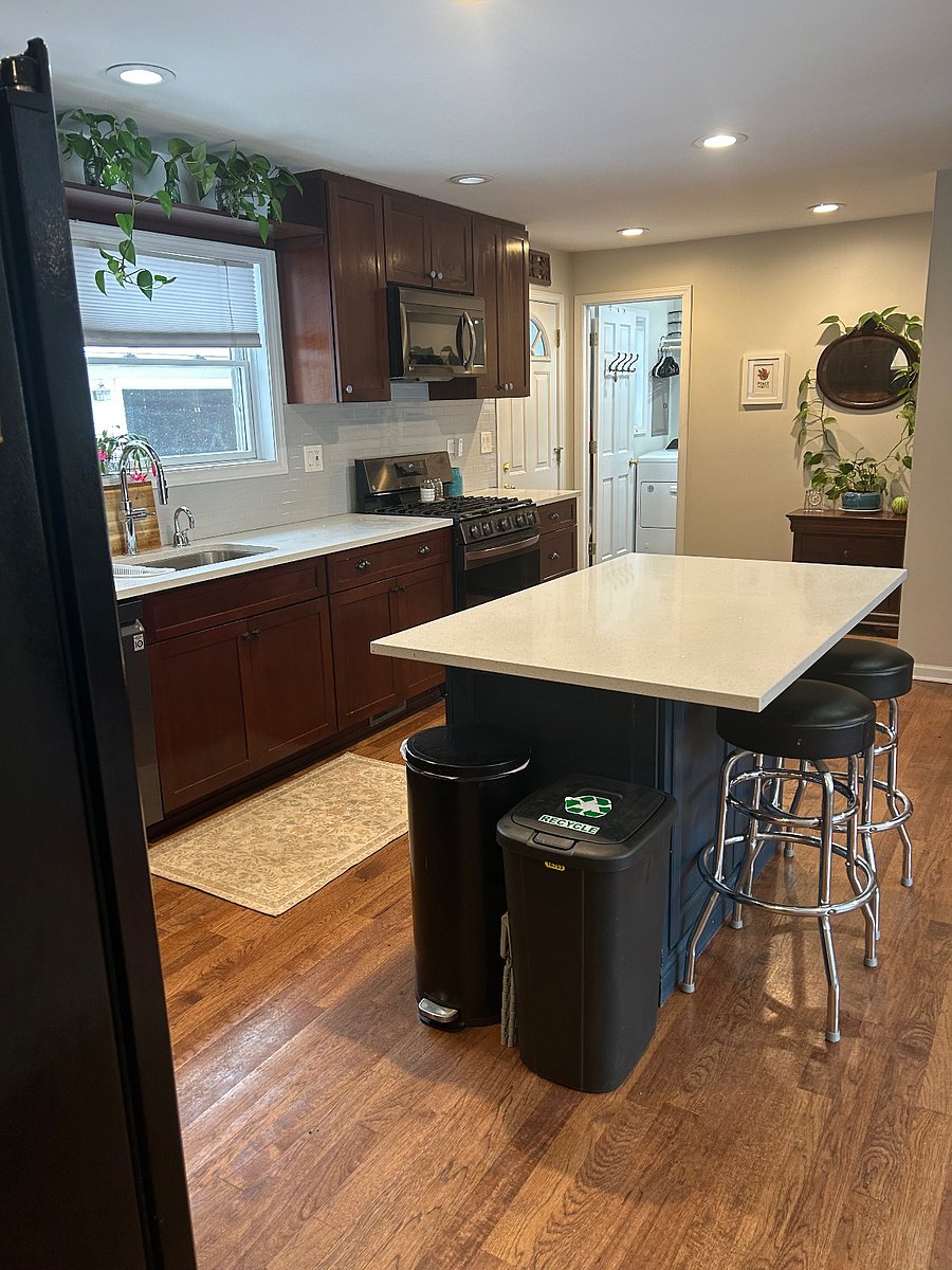Kitchen Island with 2 stools (additional available)