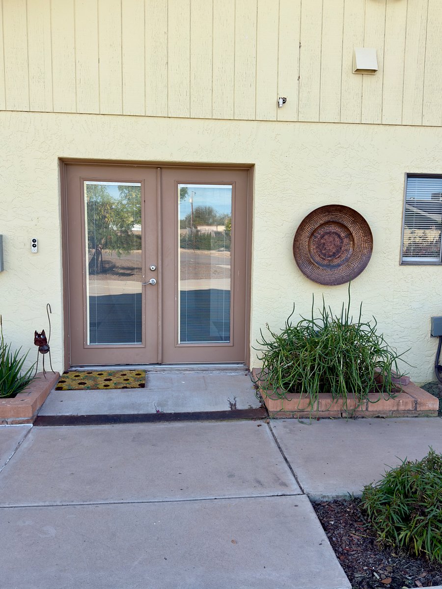 Two private entrances