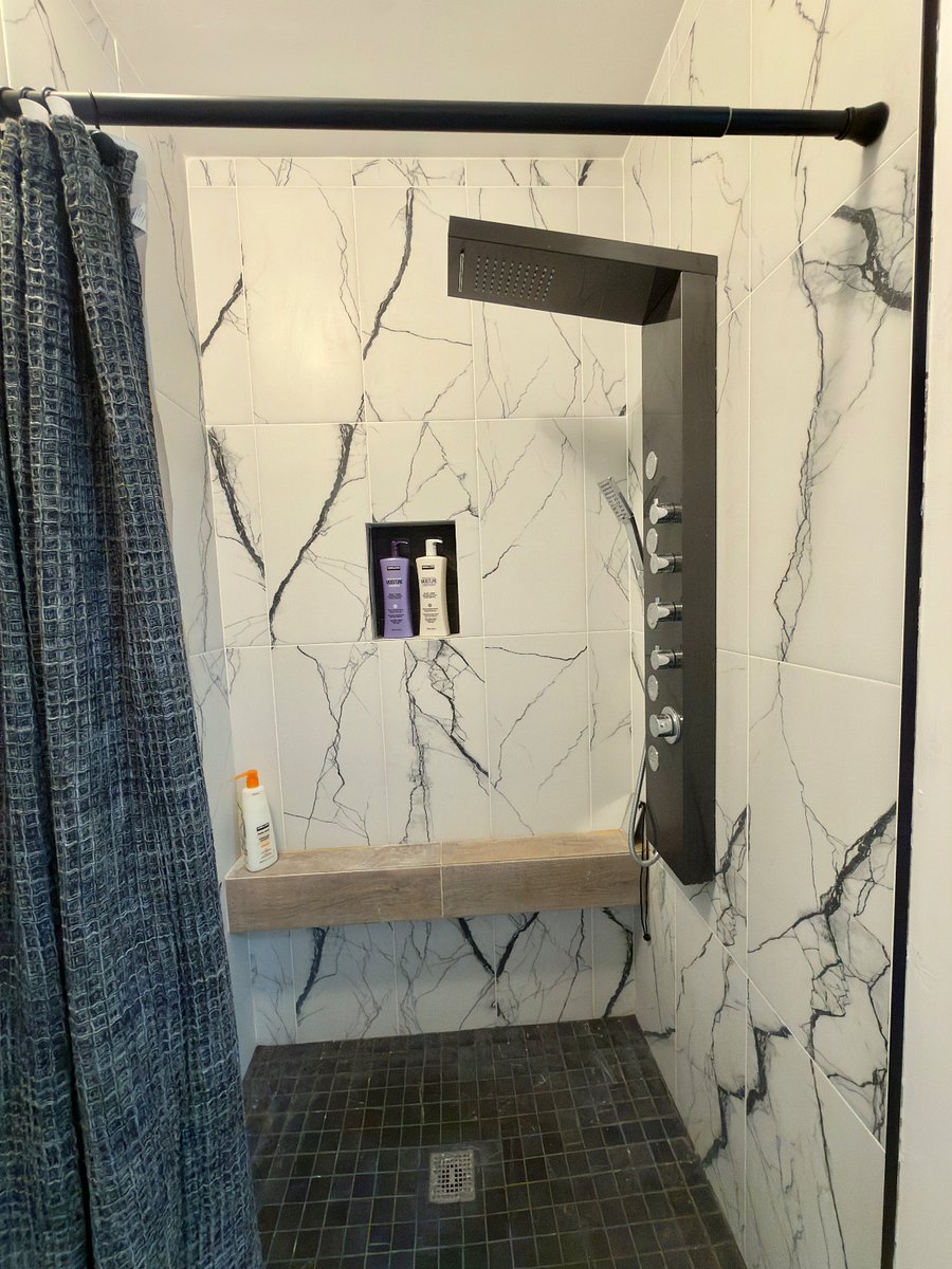 Rainfall shower and massage nozzles