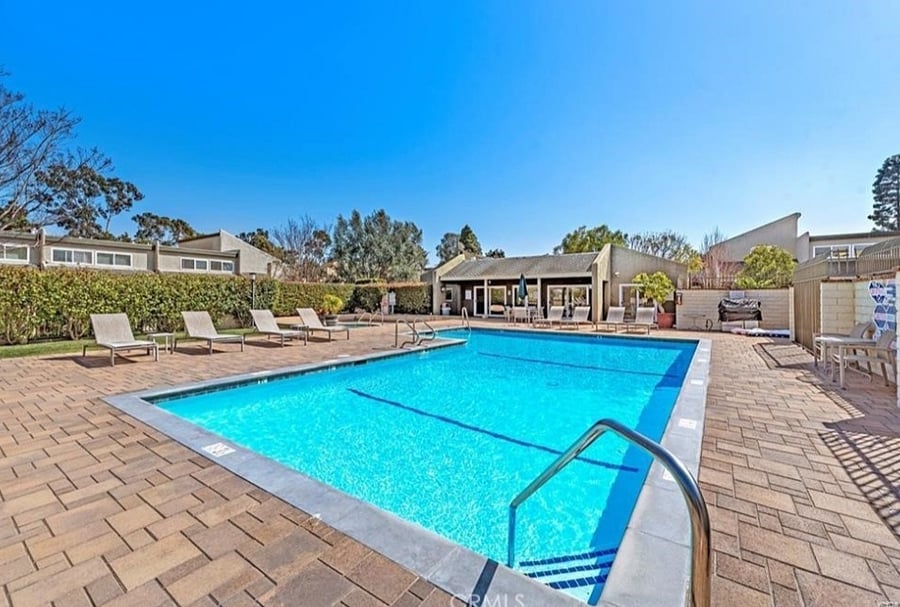 Furnished Finder property 957160_1 photo 11