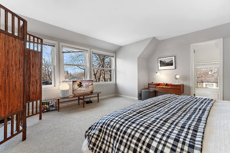 King Bedroom