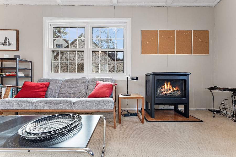 Family room/ sun room with gas fireplace