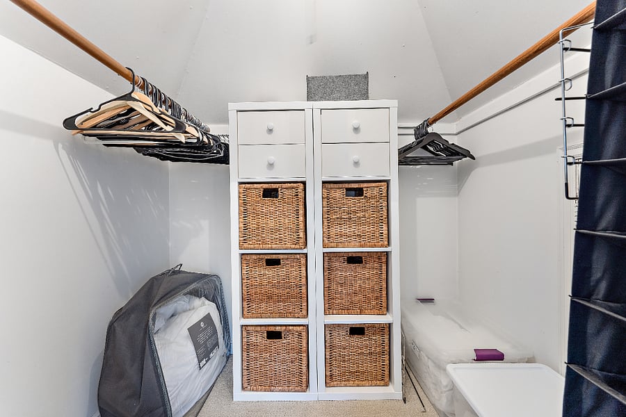 King bedroom walk in closet