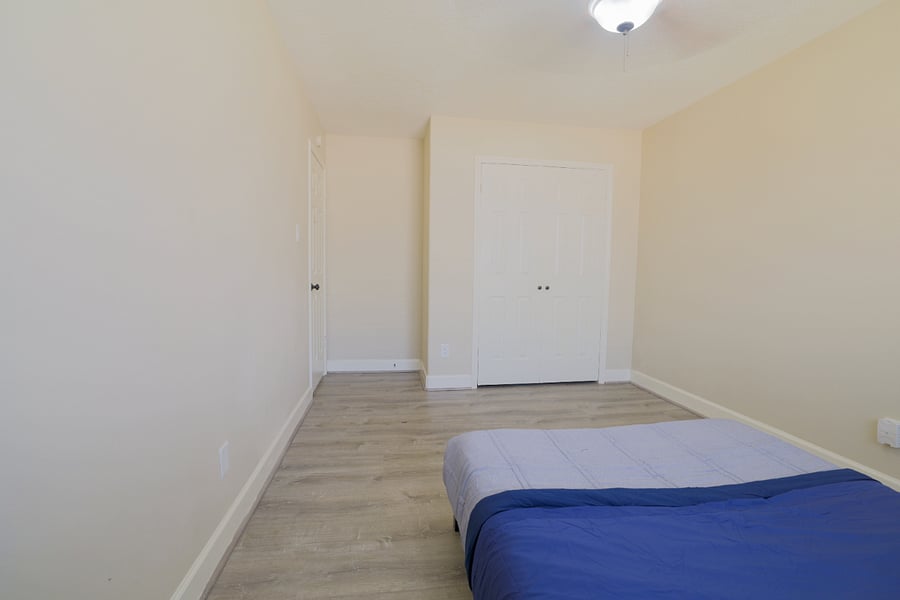 Bedroom 3 with full size bed.