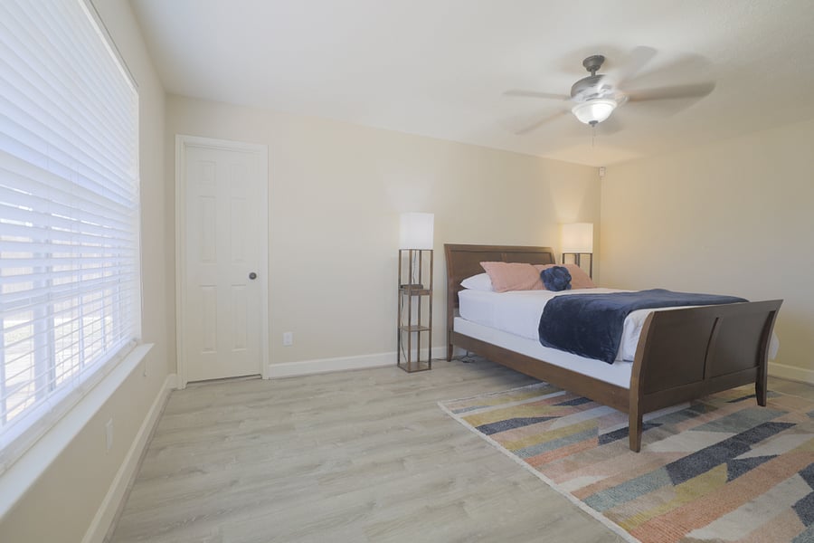 Primary Bedroom with Queen Bed with Ensuite Bathrroom.