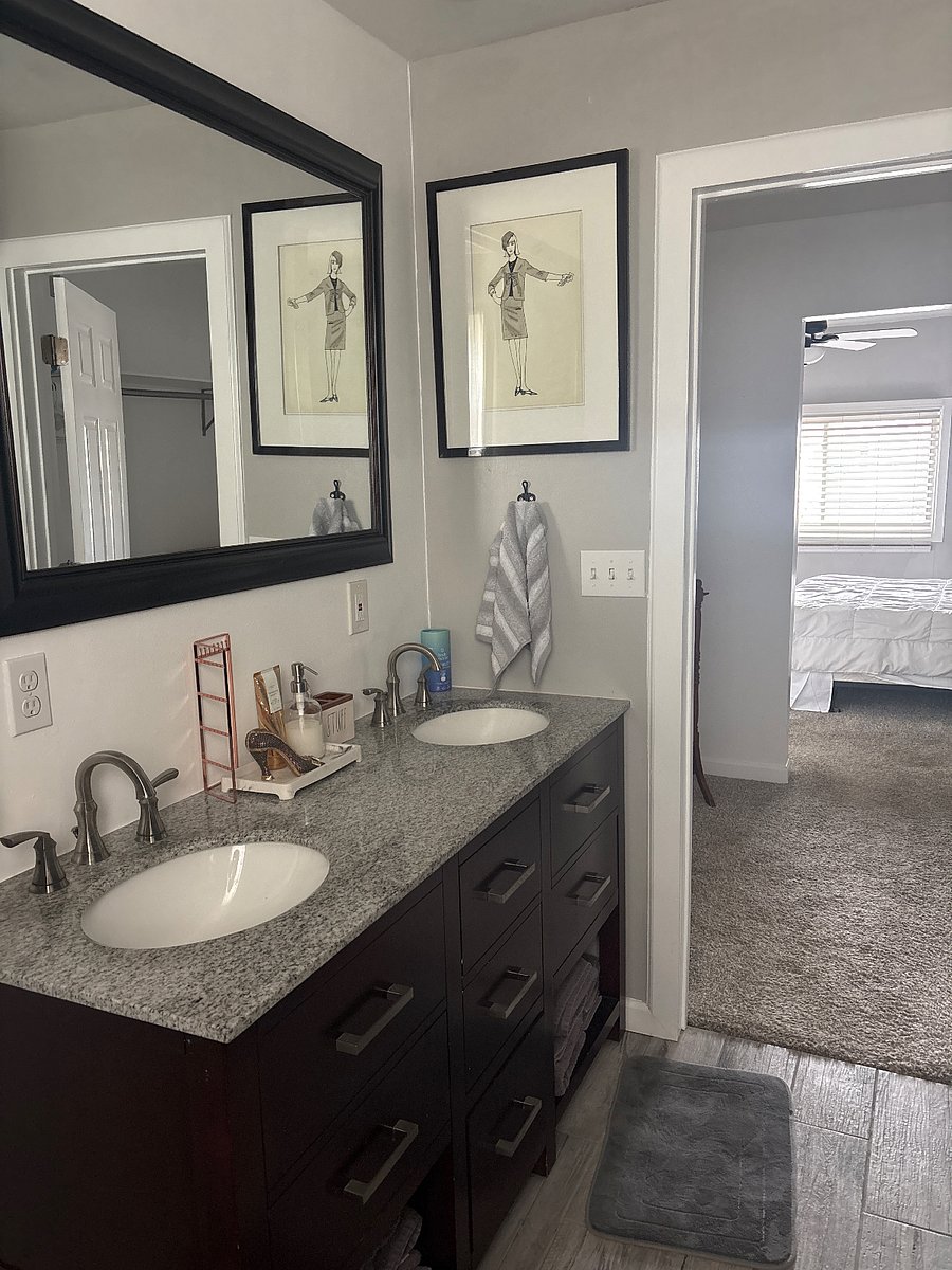 Master bathroom - Includes 5 foot walk-in shower