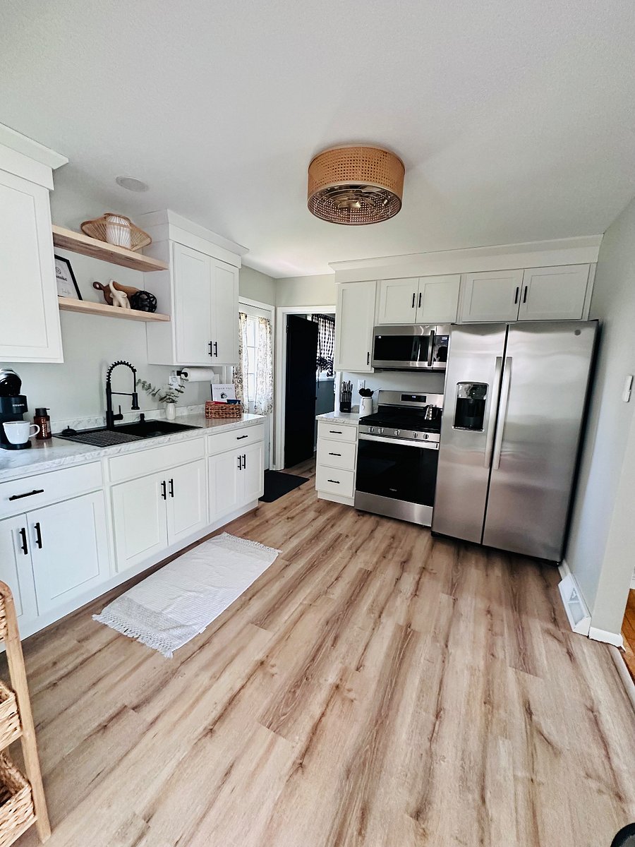 Spacious Kitchen