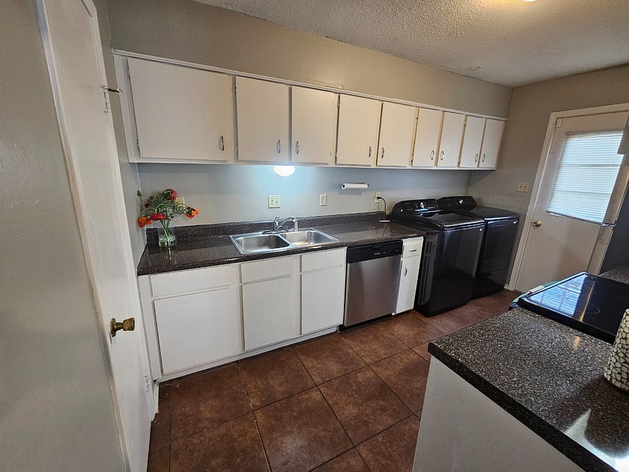 Furnished Finder property 957564_1 photo 6
