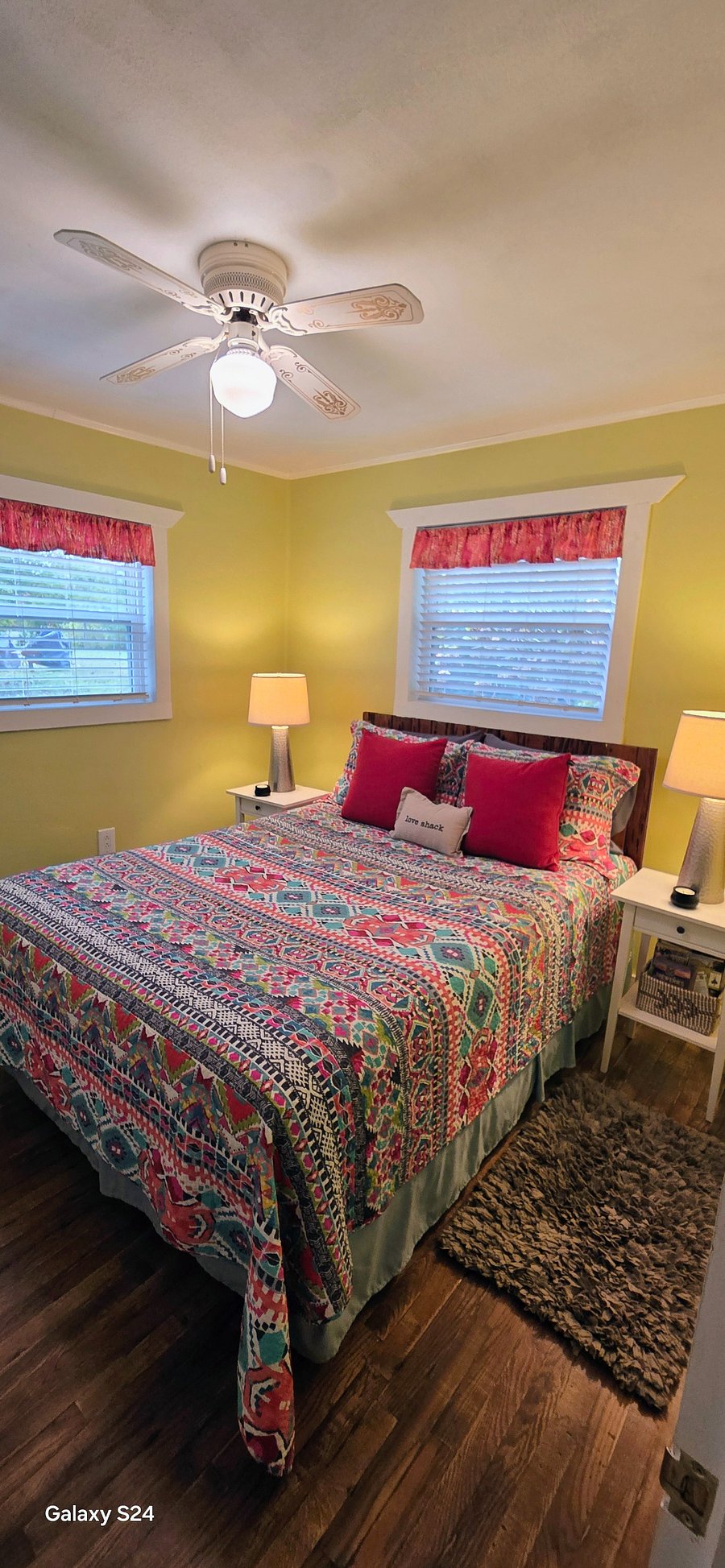 Queen Bedroom