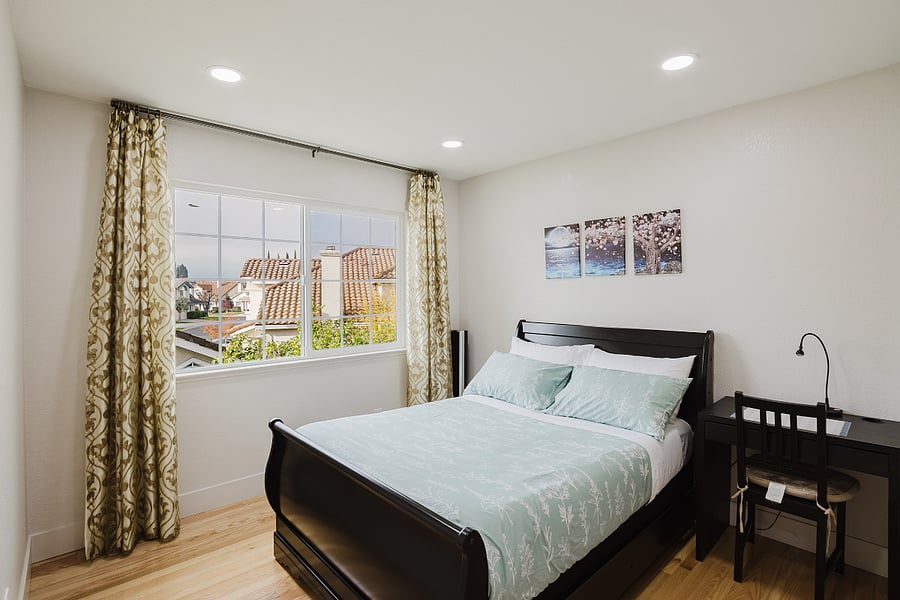 Forth bedroom with full bed