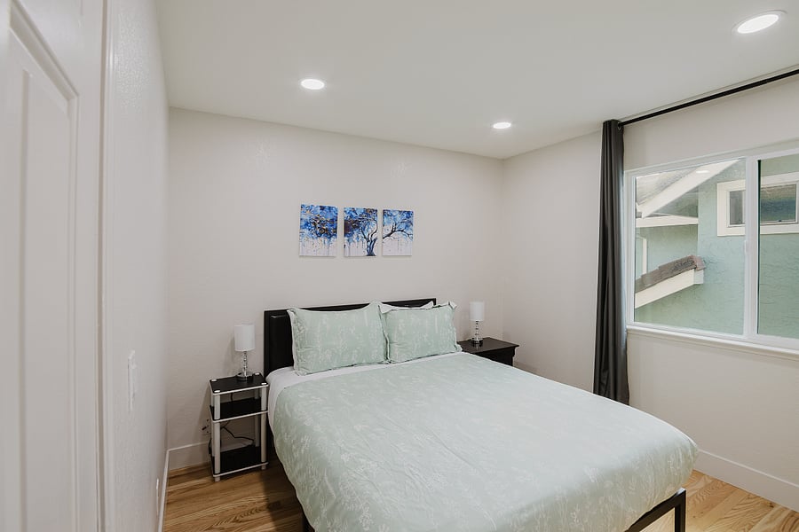 Third bedroom with queen bed