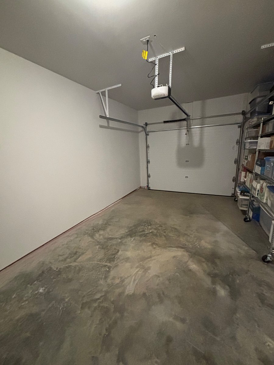 One car garage
