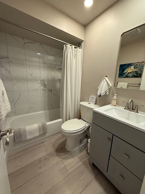 Guest full bath
