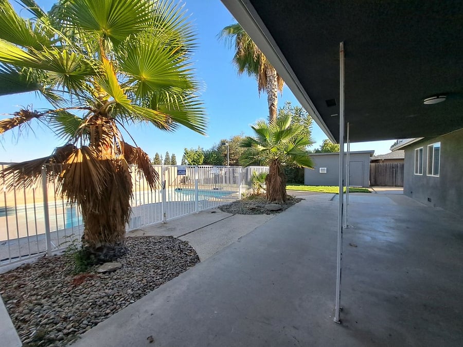 Furnished Finder property 957782_1 photo 25