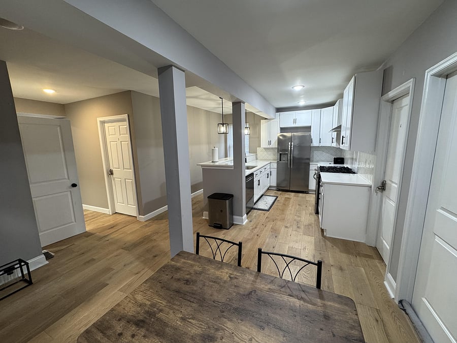 Modern Kitchen with premium appliances and Common area