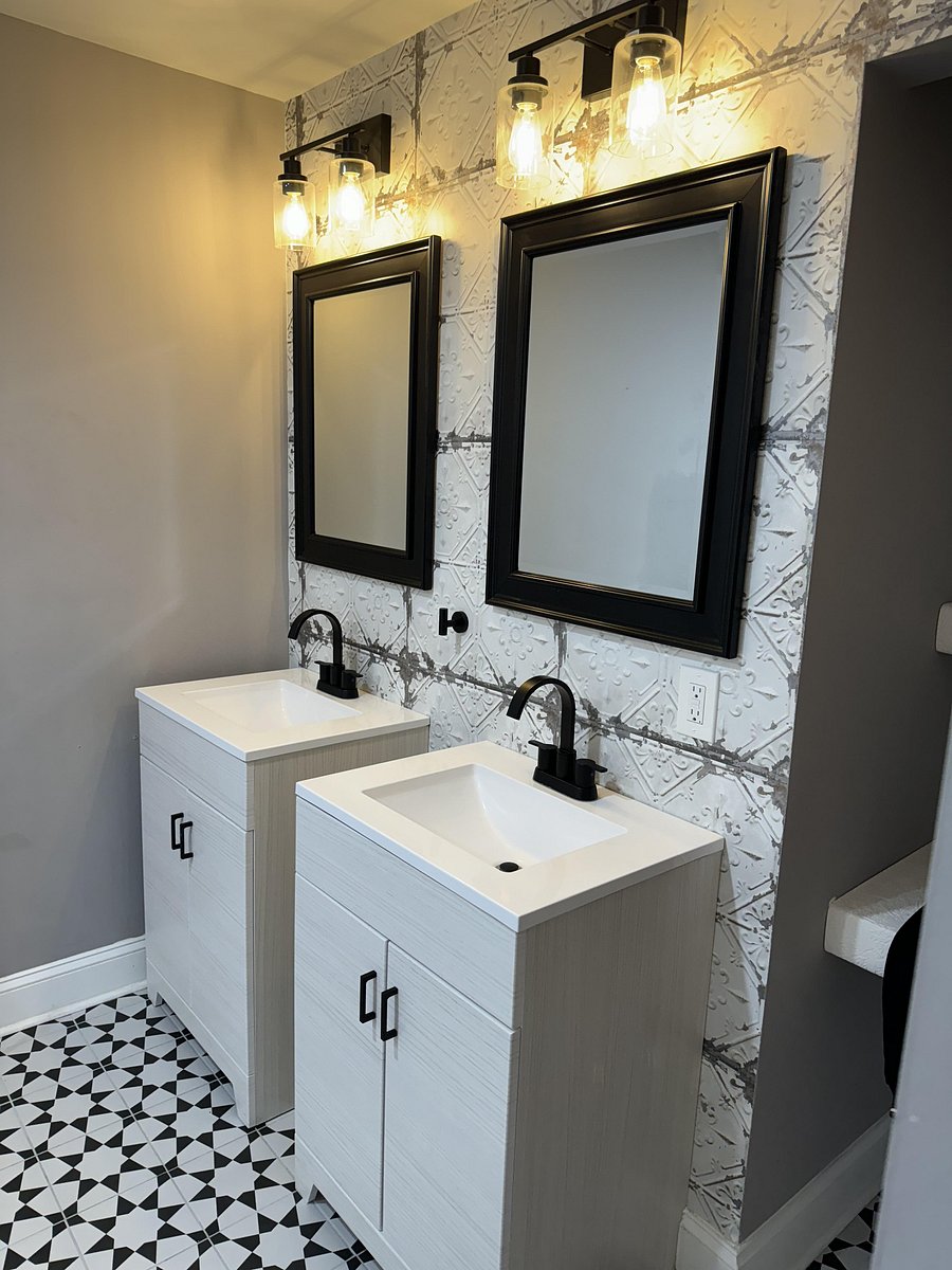 Room 9 En-suite Bathroom