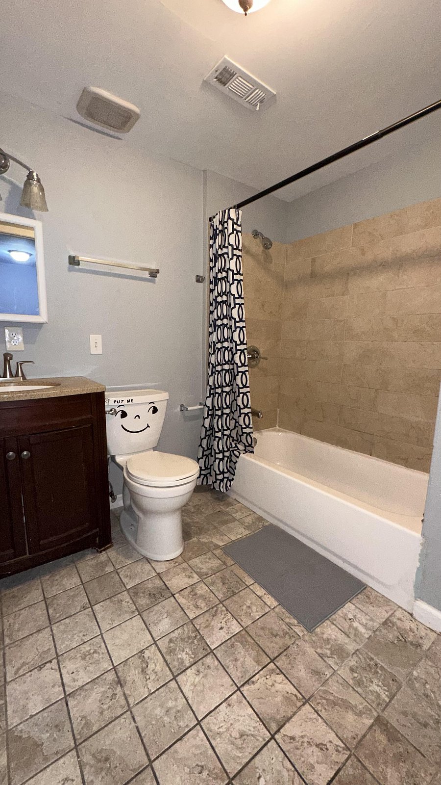 Bathroom 1st floor