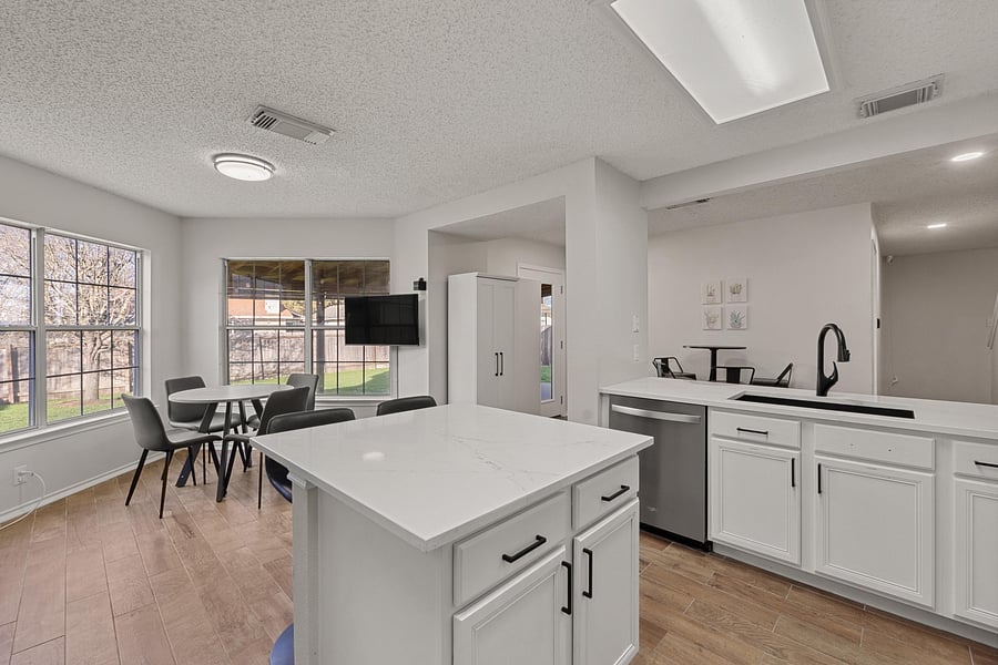 Modern Kitchen with Sleek Finishes