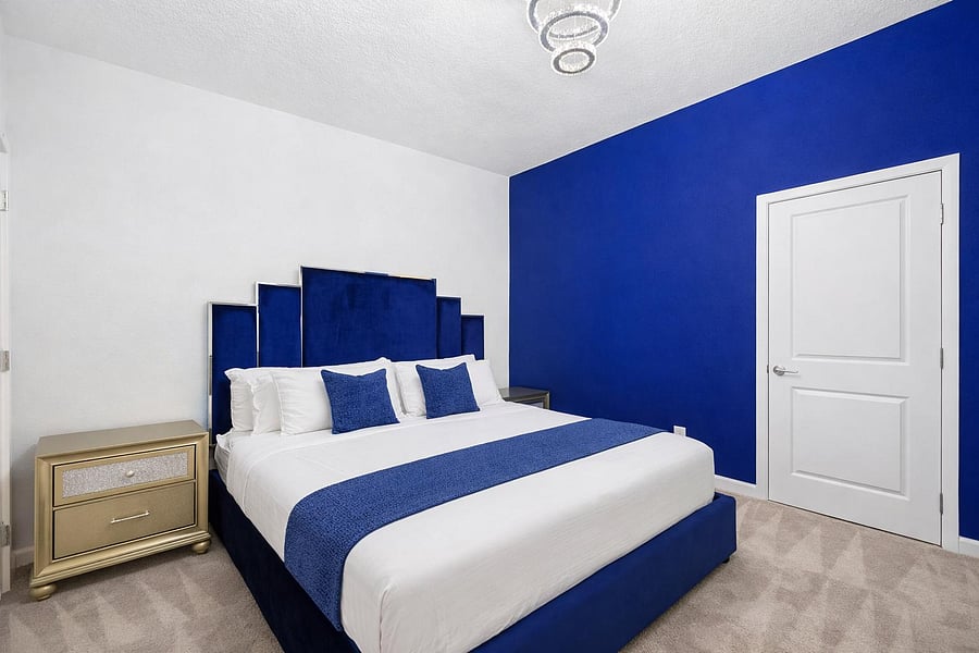 King bed