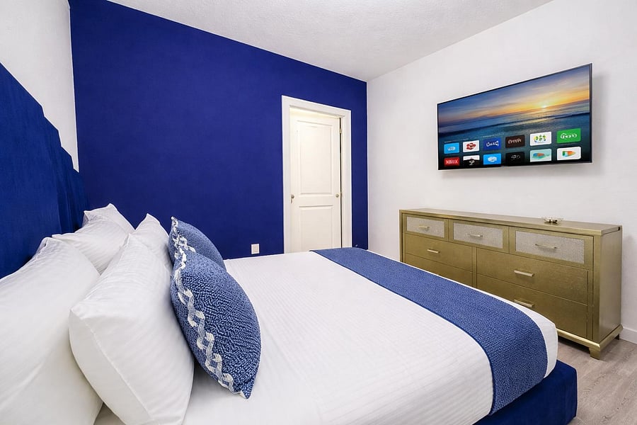 Smart TV, dresser