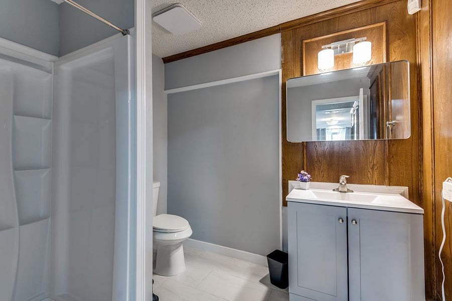 Shared Bathroom B