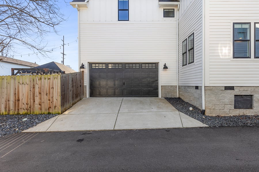 Private 2-car garage, a rare find in such a central neighborhood!