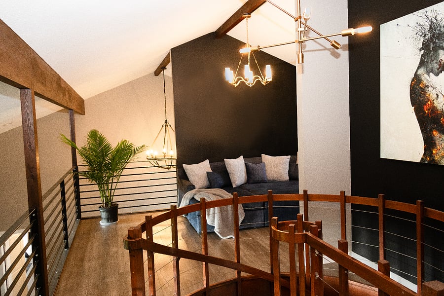 Second floor Loft w/sleeper sofa + desk